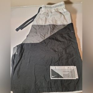 Men’s Nike Flight Shorts, excellent condition